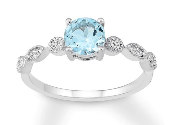 Diamond Clustered Band
