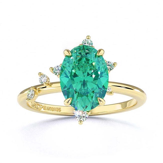 Green Diamond Yellow Gold Engagement Rings