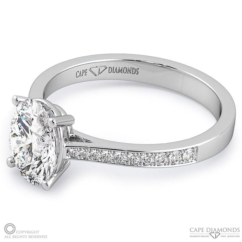 oval solitaire natural diamond pavé ring white gold with 9k white gold metal and oval shape diamond