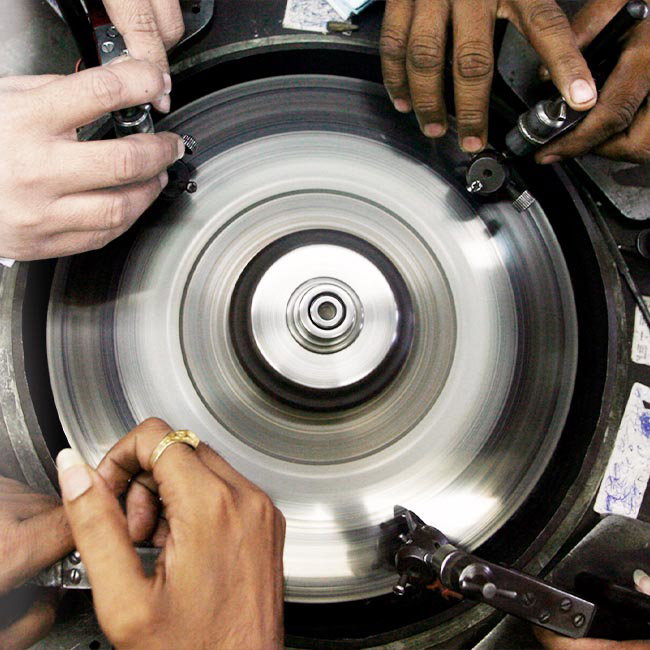 Conflict Free Diamonds