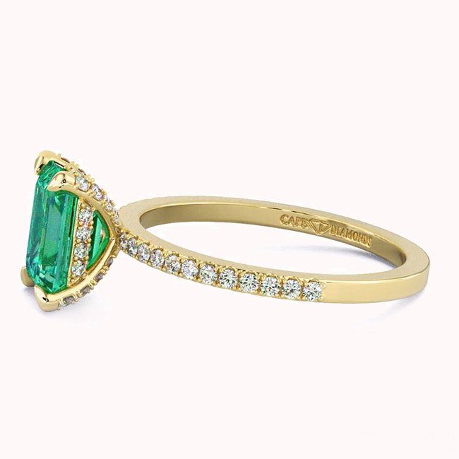Green Garnet Engagement Ring Education